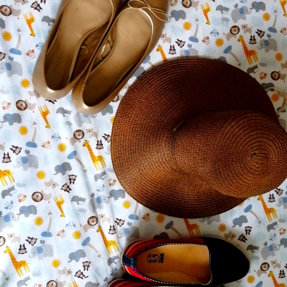 Shoes and Cap - Picture 1 of 2